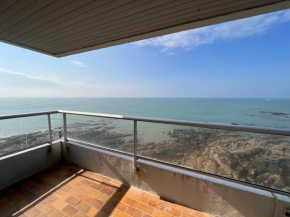 Appartement confortable avec vue sur l'océan, 2 chambres et balcon - FR-1-197-201